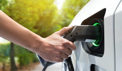 Gambar Artikel Ingin Beli Mobil Listrik tahun ini ? Berikut Mobil Listrik Yang Paling Banyak di Mention di Media Sosial Bulan ini.